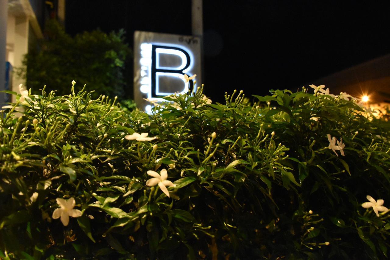 B Boutique Residence Surat Thani Ngoại thất bức ảnh