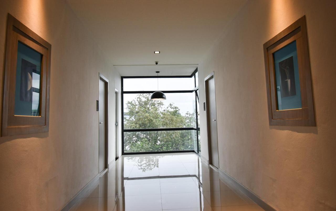 B Boutique Residence Surat Thani Ngoại thất bức ảnh